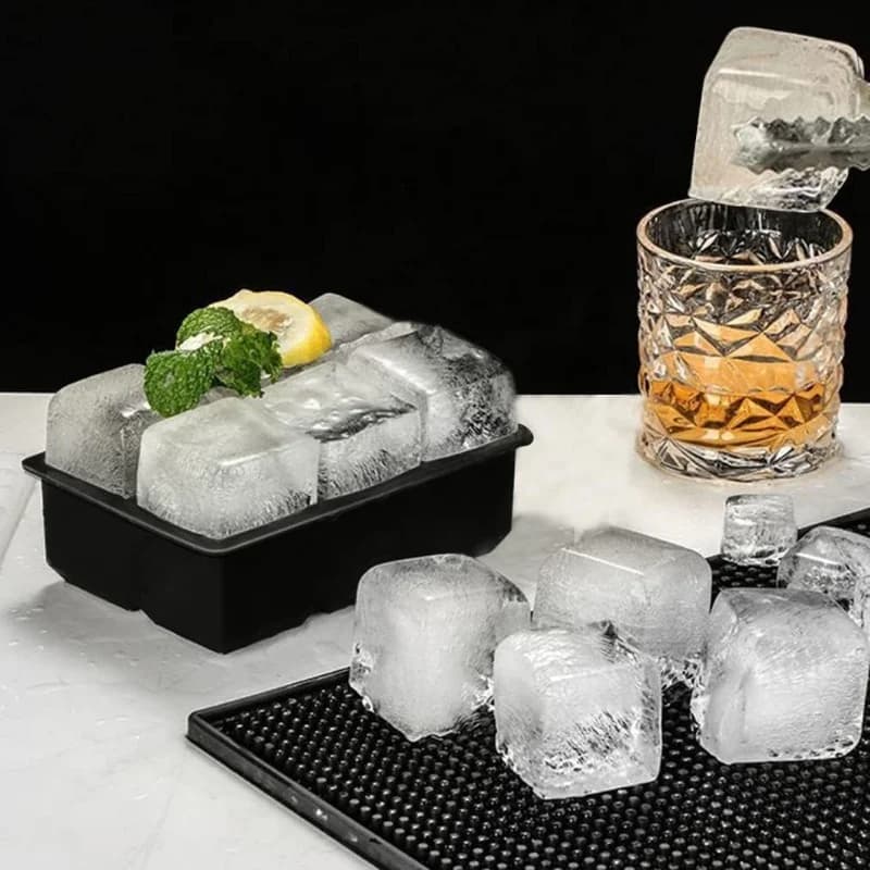 Jääpallomuotti